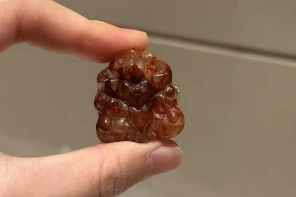 风水挡煞气：水晶这样摆聚福气