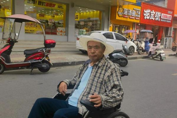 算命先生给自己算前程好吗