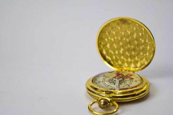 坟头上用的风水用品