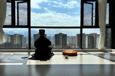 装修房子道士看风水好吗