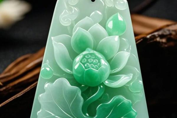 风水中的荷花象征什么寓意呢？
