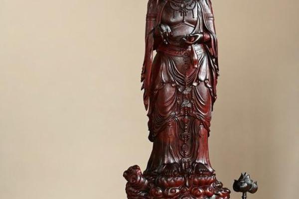 观音菩萨披什么颜色好