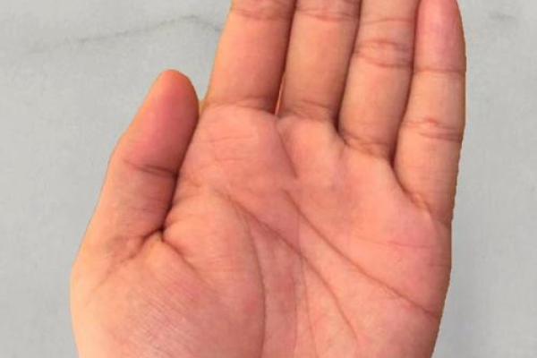 风水解读感情线断开上下两条好不好