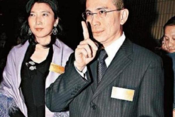 李嘉诚：什么女人能成为李家儿媳妇？八字总结，长媳手段了得！